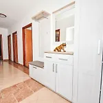 Matosic By Interhome Vakantiehuis *