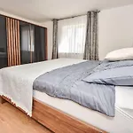 Vakantiehuis Matosic By Interhome Polaca
