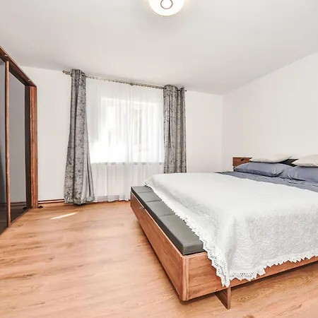 Matosic By Interhome Feriehus