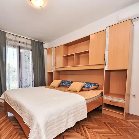 Feriehus Matosic By Interhome *