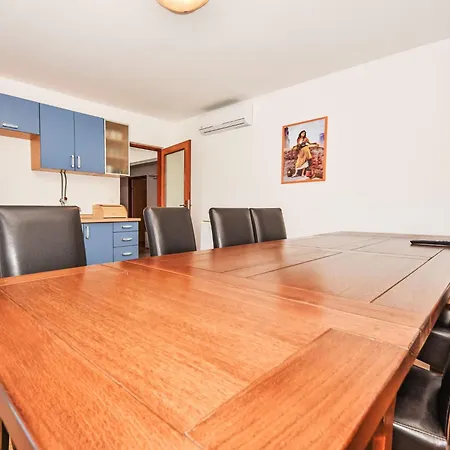 Feriehus Matosic By Interhome Polaca