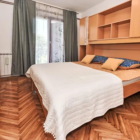 Matosic By Interhome *