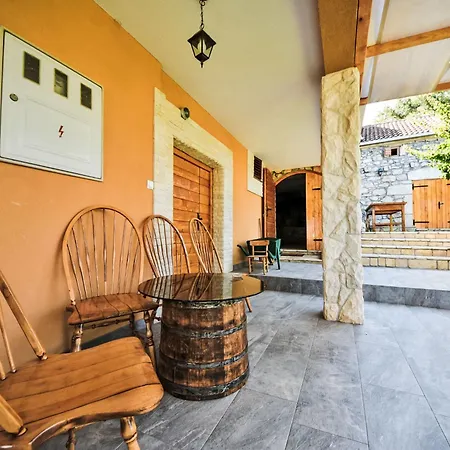 Vakantiehuis Matosic By Interhome *