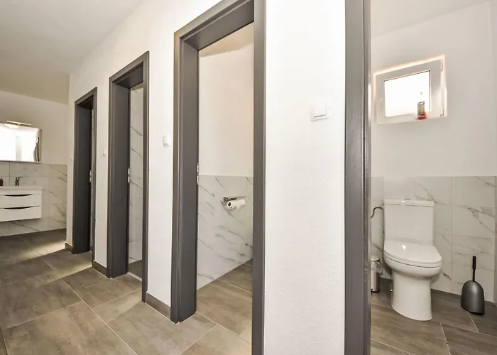 Matosic By Interhome Vakantiehuis Polaca